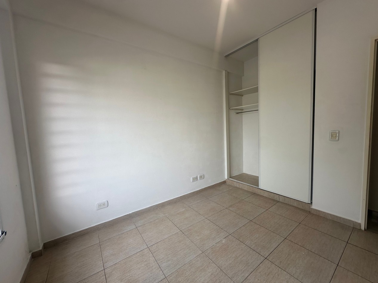 ALQUILER DEPARTAMENTO DE 2 AMBIENTES CON COCHERA LOMAS DE ZAMORA ZONA GANDULFO MODERNO