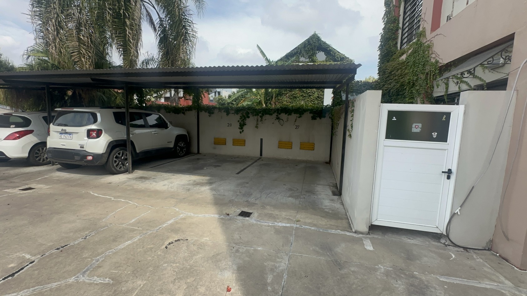 ALQUILER DEPARTAMENTO DE 2 AMBIENTES CON COCHERA LOMAS DE ZAMORA ZONA GANDULFO MODERNO