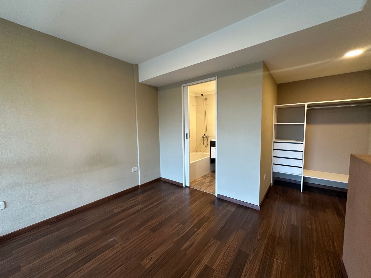 PORTELA 290 5tO PISO ALQUILER DEPTO 2 AMBIENTES CON TERRAZA PARRILLA YACUZZI TIPO LOFT LOMAS CENTRO