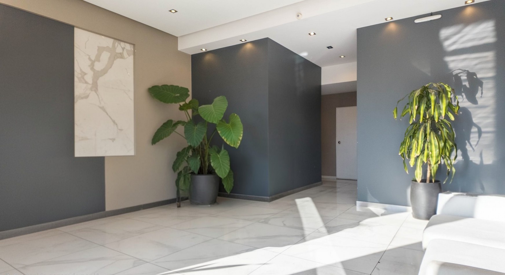 ALQUILER MONOAMBIENTE PISO 2 CON COCHERA REMEDIOS DE ESCALADA