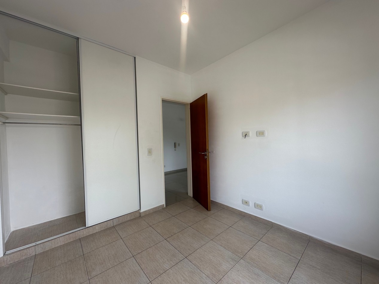 DEPARTAMENTO 2 AMBIENTES EN ALQUILER LOMAS DE ZAMORA ZONA GANDULFO