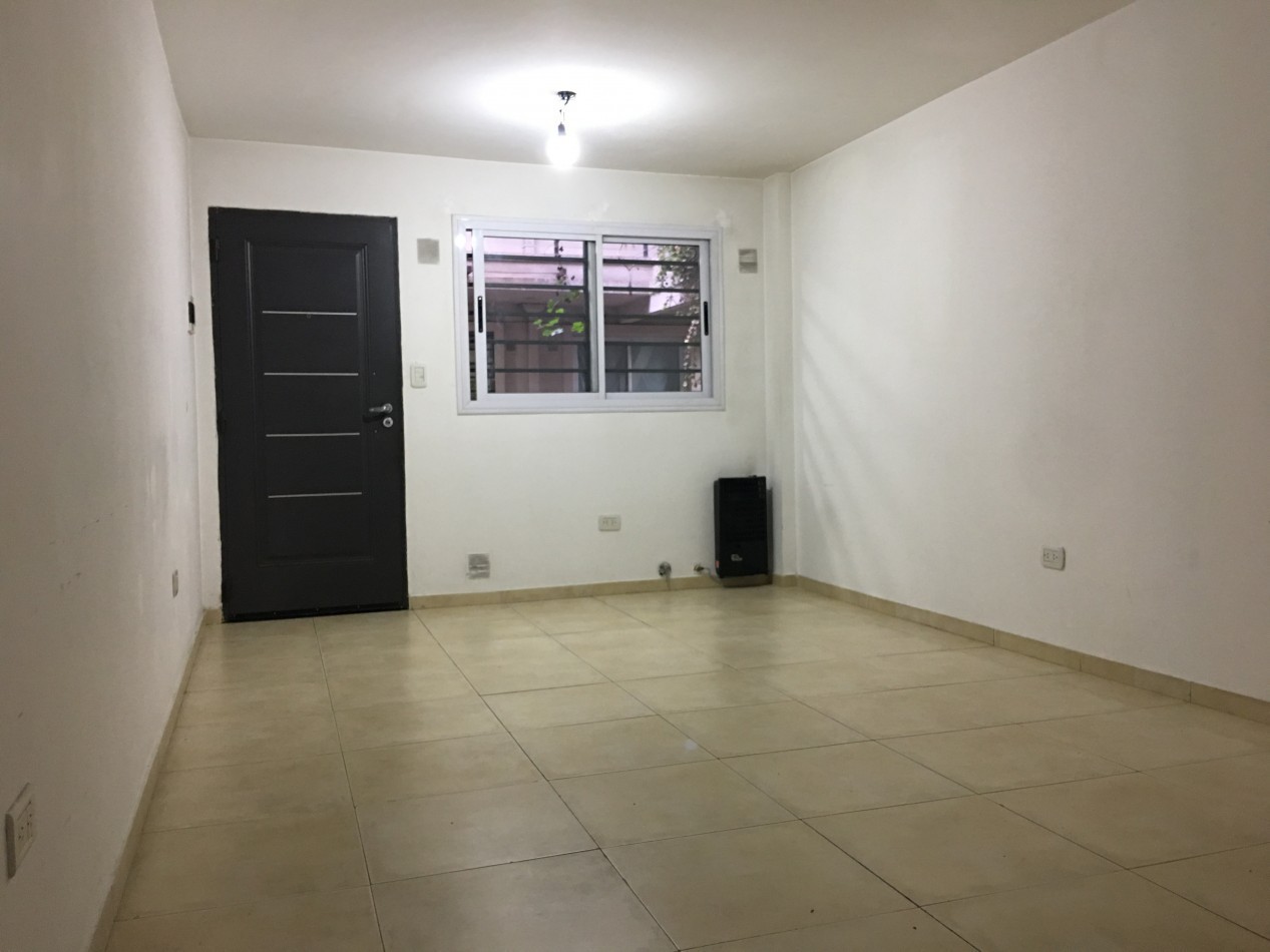 ALQUILER DEPARTAMENTO 2 AMB PB CON COCHERA Y TERRAZA PROPIA