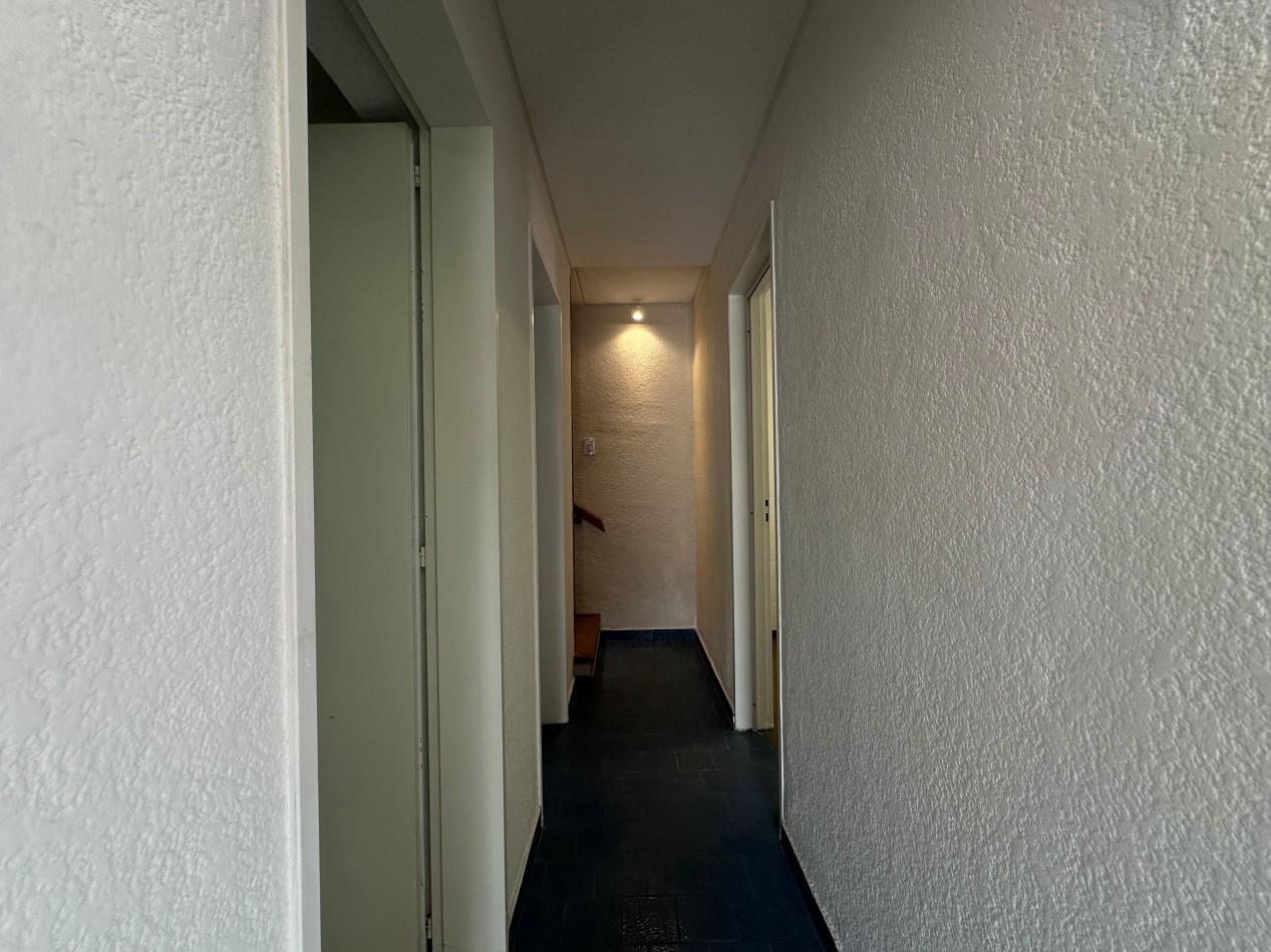 SOLO USO PROFESIONAL Casa tipo PH en alquiler - Esquina Manuel Castro y Pereyra Lucena, Lomas de Zamora