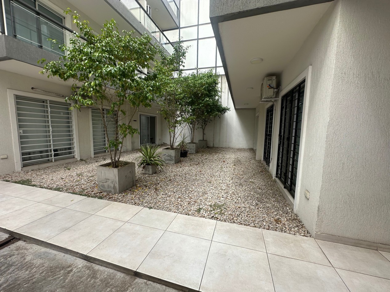 2 ambientes en dos plantas/ Con terraza,Balcon y cochera