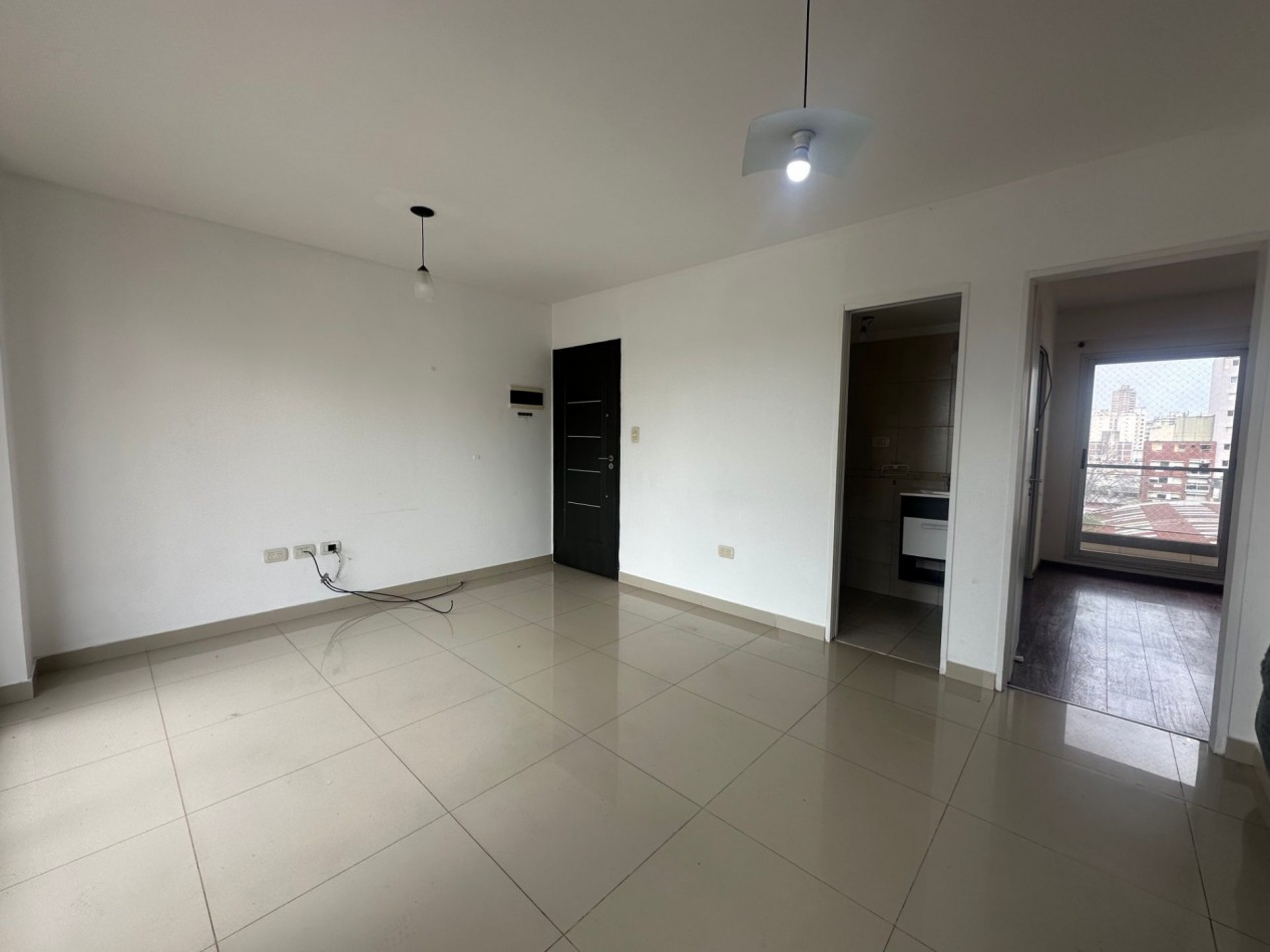 DEPTO 2 AMBIENTES CON COCHERA TERRAZA PRIVADA LOMAS CENTRICO APTO PROFESIONAL