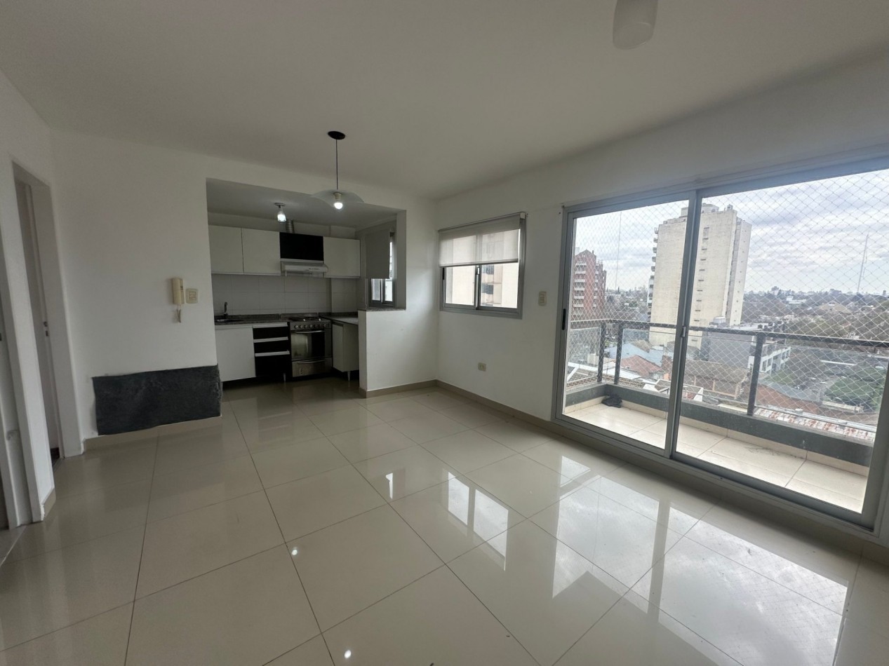 DEPTO 2 AMBIENTES CON COCHERA TERRAZA PRIVADA LOMAS CENTRICO APTO PROFESIONAL