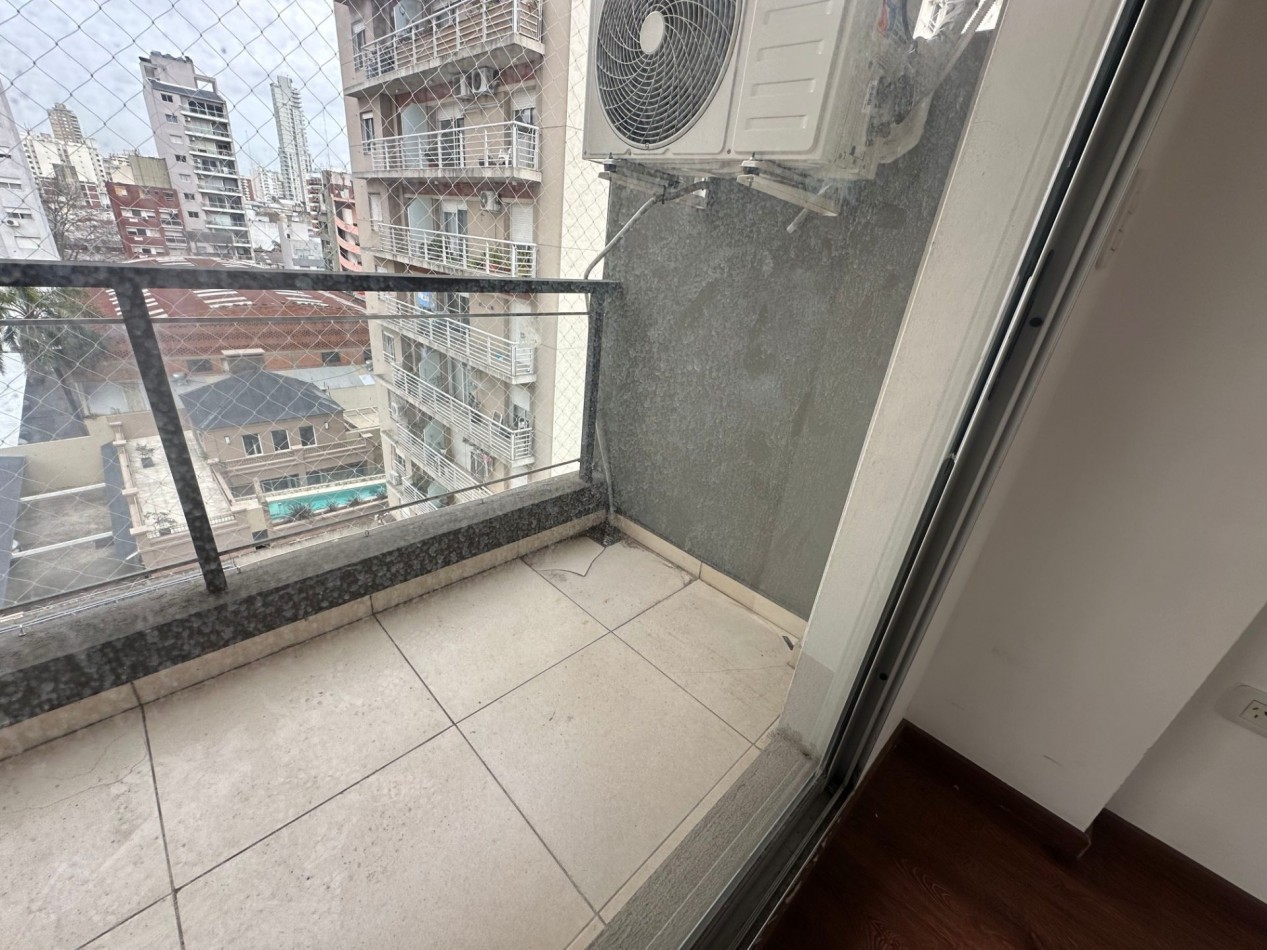 DEPTO 2 AMBIENTES CON COCHERA TERRAZA PRIVADA LOMAS CENTRICO APTO PROFESIONAL