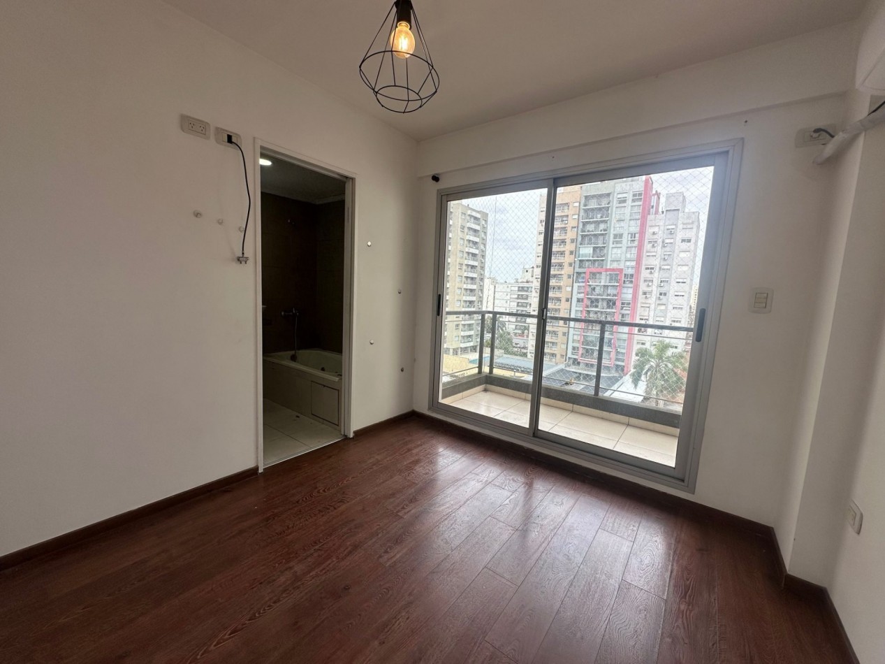 DEPTO 2 AMBIENTES CON COCHERA TERRAZA PRIVADA LOMAS CENTRICO APTO PROFESIONAL