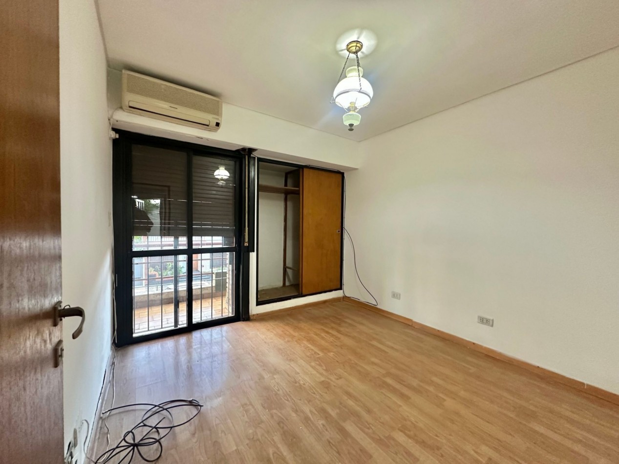 VENTA DE GRAN DUPLEX 4 AMBIENTES Saenz y Alvear Lomas de zamora