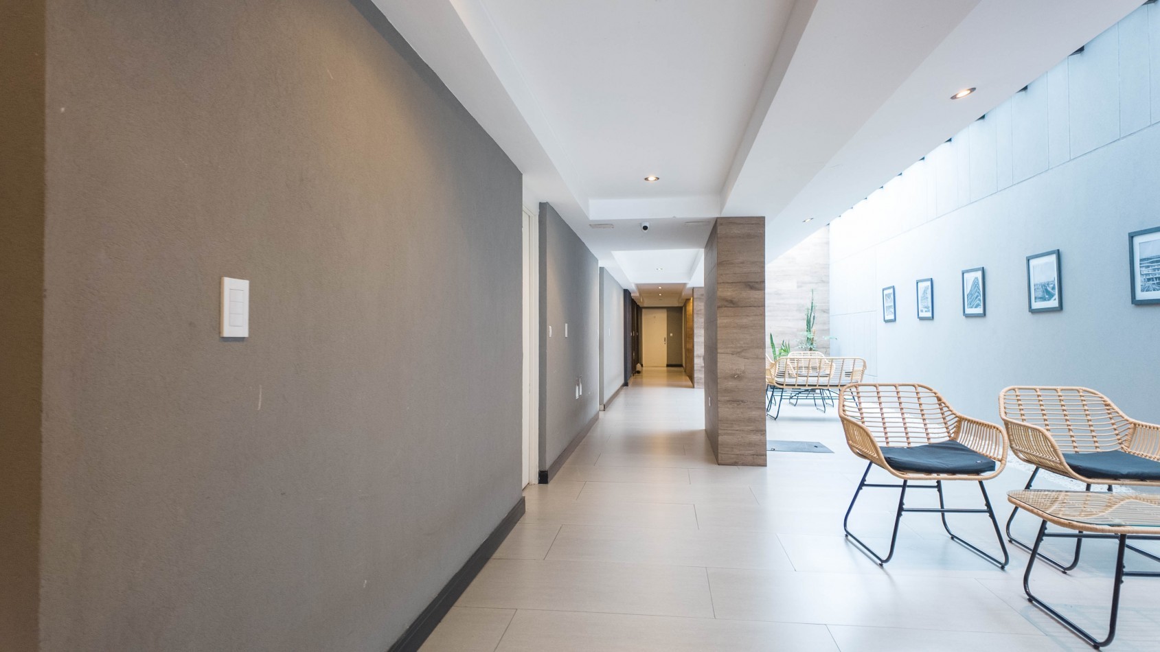 Piso premium 4 ambientes con gran terraza, parrilla y jacuzzi - Cochera - Edificio de categoria - Remedios de escalada