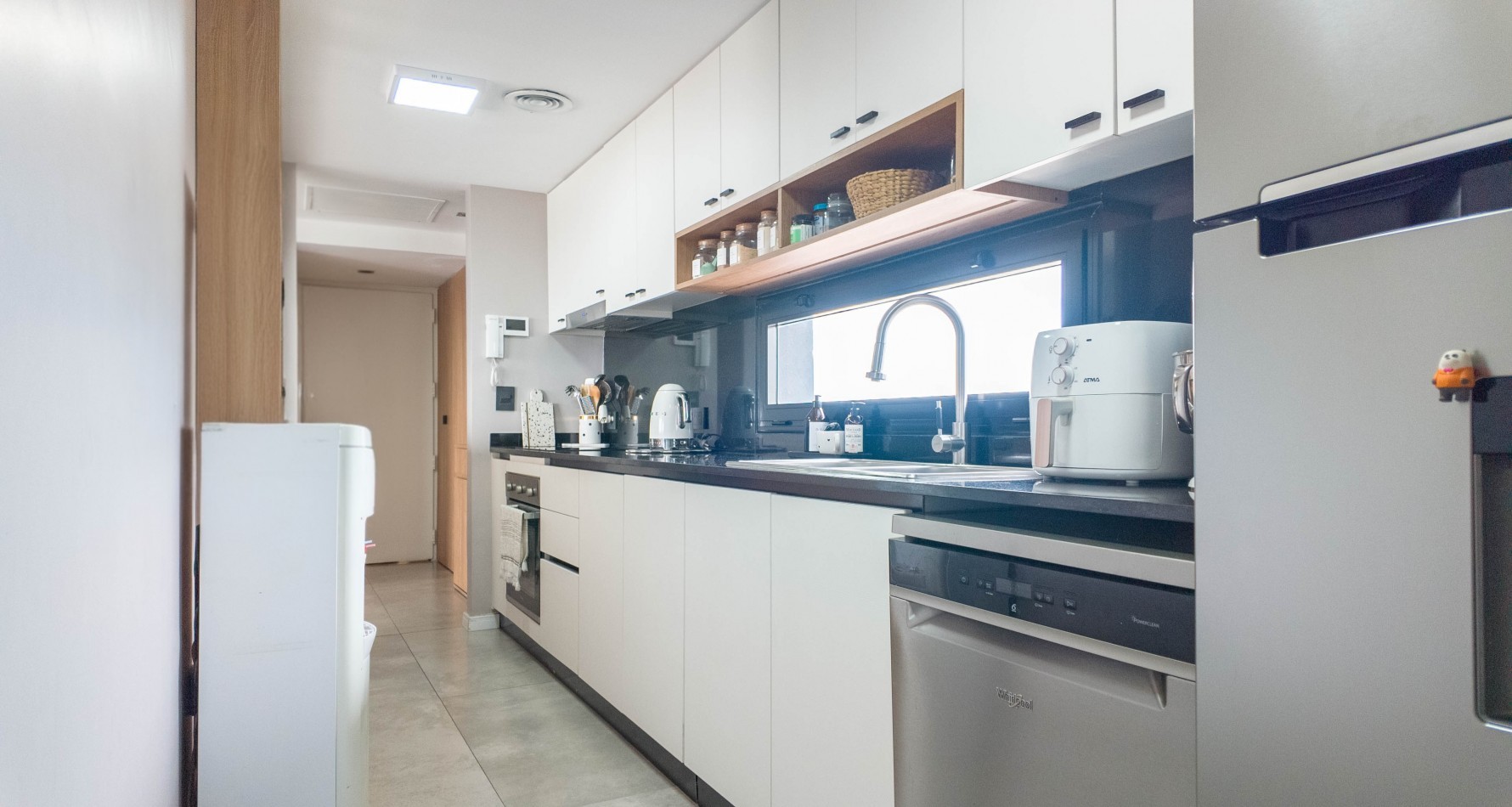 Piso premium 4 ambientes con gran terraza, parrilla y jacuzzi - Cochera - Edificio de categoria - Remedios de escalada