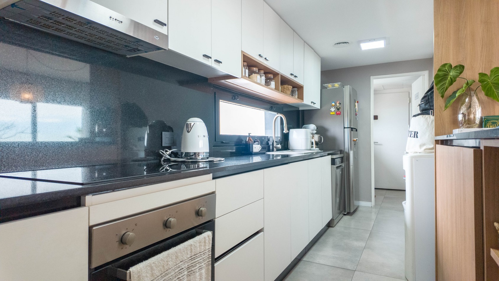 Piso premium 4 ambientes con gran terraza, parrilla y jacuzzi - Cochera - Edificio de categoria - Remedios de escalada