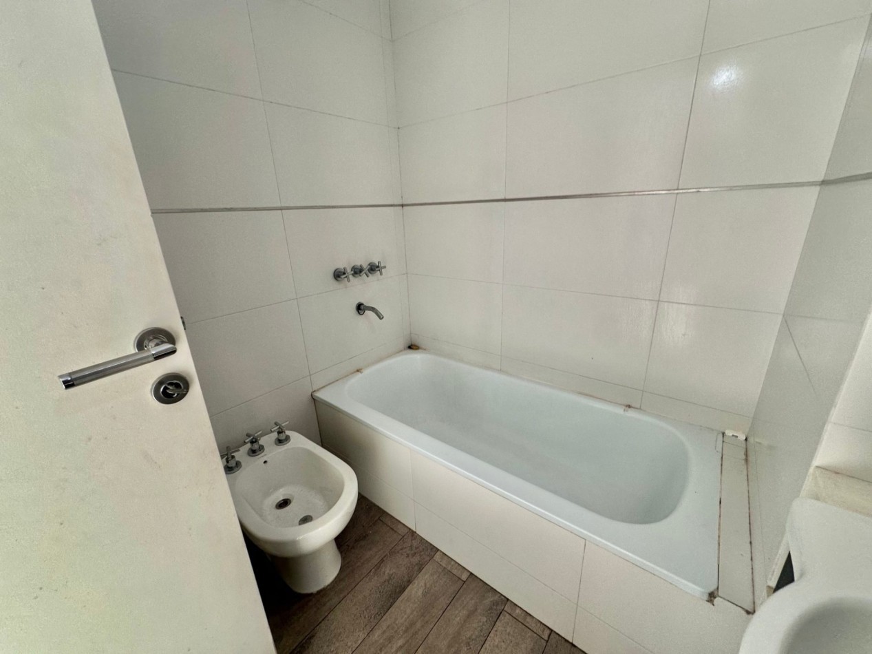 ALQUILER | DEPARTAMENTO MONOAMBIENTE PISO 8 CON BALCON, AMENITIES Y COCHERA - REMEDIOS DE ESCALADA
