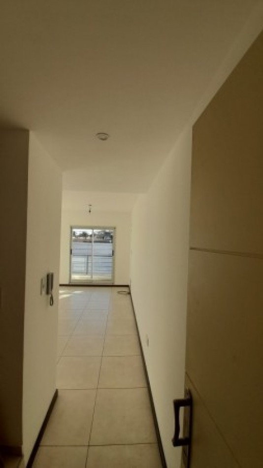 2 ambientes en dos plantas/ Con terraza,Balcon y cochera