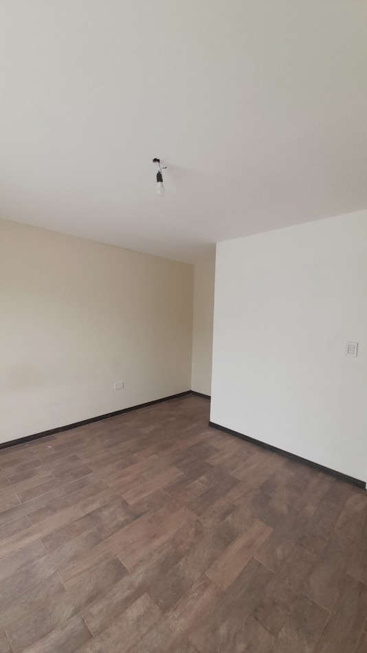 OPORTUNIDAD !! RETASADO 2 AMBIENTES CON TERRAZA Y BALCON