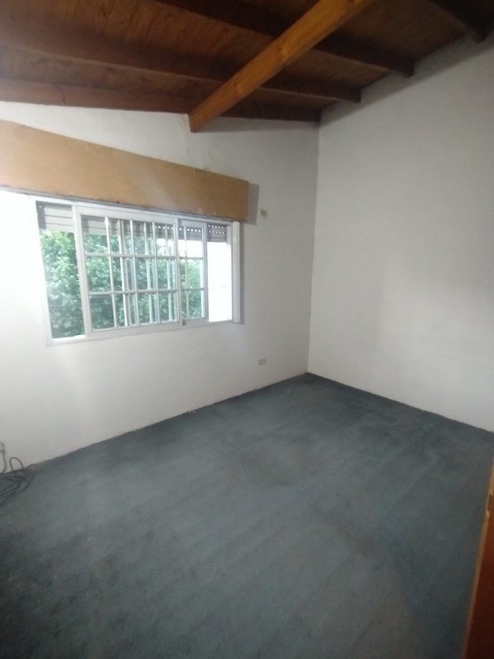 Hermoso PH 1er piso por escalera de 4 ambientes