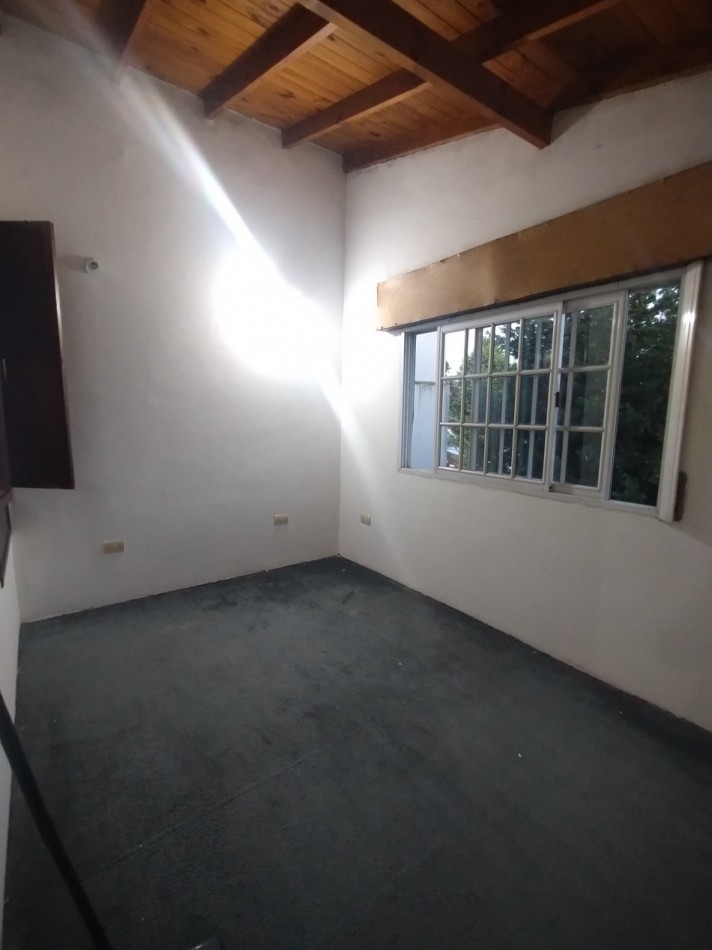 Hermoso PH 1er piso por escalera de 4 ambientes