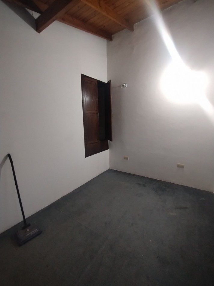Hermoso PH 1er piso por escalera de 4 ambientes