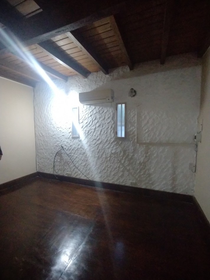 Hermoso PH 1er piso por escalera de 4 ambientes