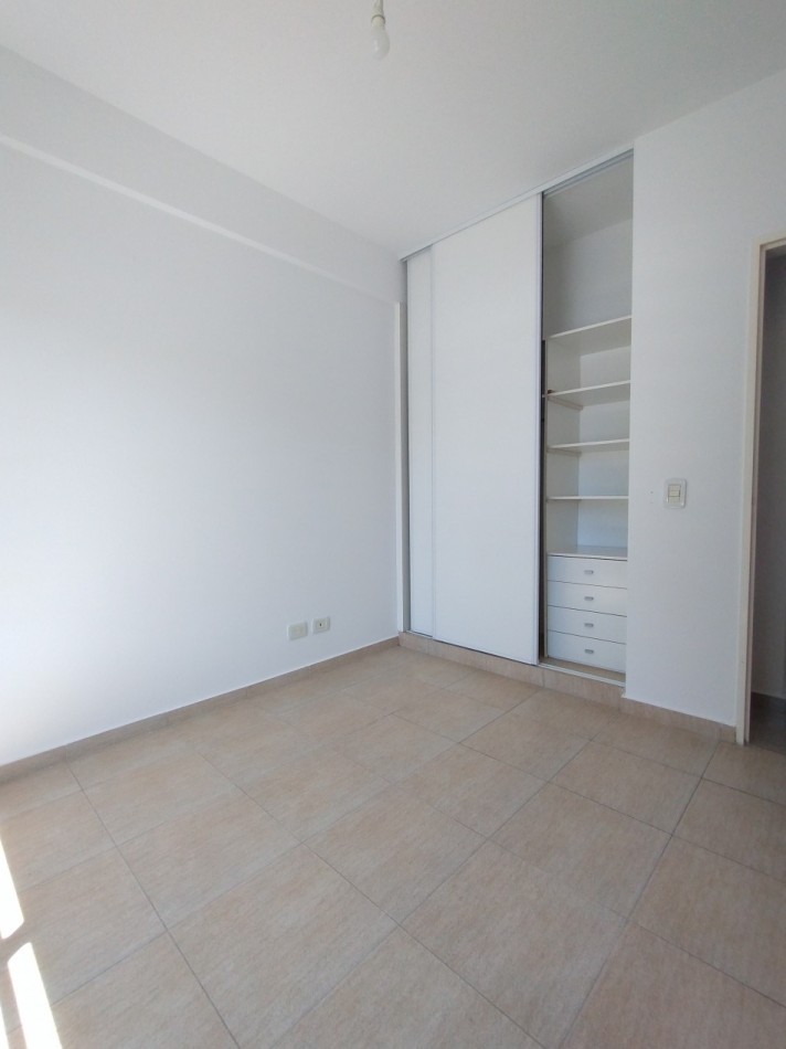 ALQUILER DEPARTAMENTO DE 2 AMBIENTES CON COCHERA LOMAS DE ZAMORA ZONA GANDULFO MODERNO