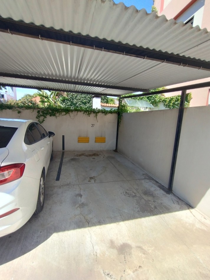 ALQUILER DEPARTAMENTO DE 2 AMBIENTES CON COCHERA LOMAS DE ZAMORA ZONA GANDULFO MODERNO