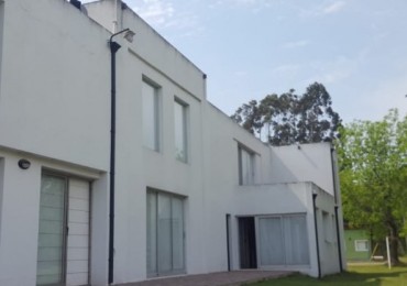 Maravillosa Casa en venta en dos lotes - Parque de las Naciones