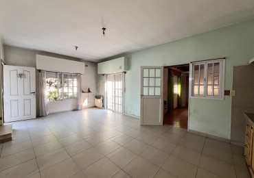 CASA 3 AMBIENTES CON DOS COCHERAS
