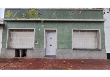 Casa en alquiler Gascon al 400