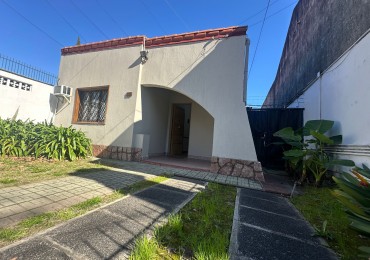 VENTA EN BLOCK INMUEBLE PARA 2 O 3  FAMILIAS SUBDIVIDIDO 