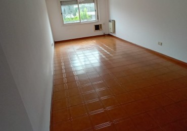 Departamento 3 ambientes con cochera | 60 m² | Bajas expensas | Alte. Brown 2600 | Lomas de Zamora