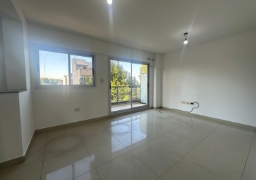 DEPTO 2 AMBIENTES CON COCHERA TERRAZA PRIVADA LOMAS CENTRICO APTO PROFESIONAL