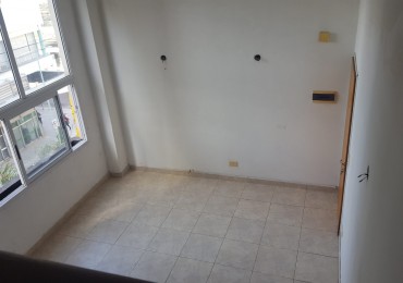 LOFT EN ALQUILER | 1 DORMITORIO | 2DO PISO | BANFIELD