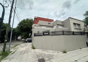 Casa tipo PH en venta - Esquina Manuel Castro y Pereyra Lucena, Lomas de Zamora