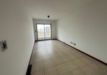 Departamento 2 ambientes en alquiler · 9° piso · Cochera · Lomas de Zamora centro